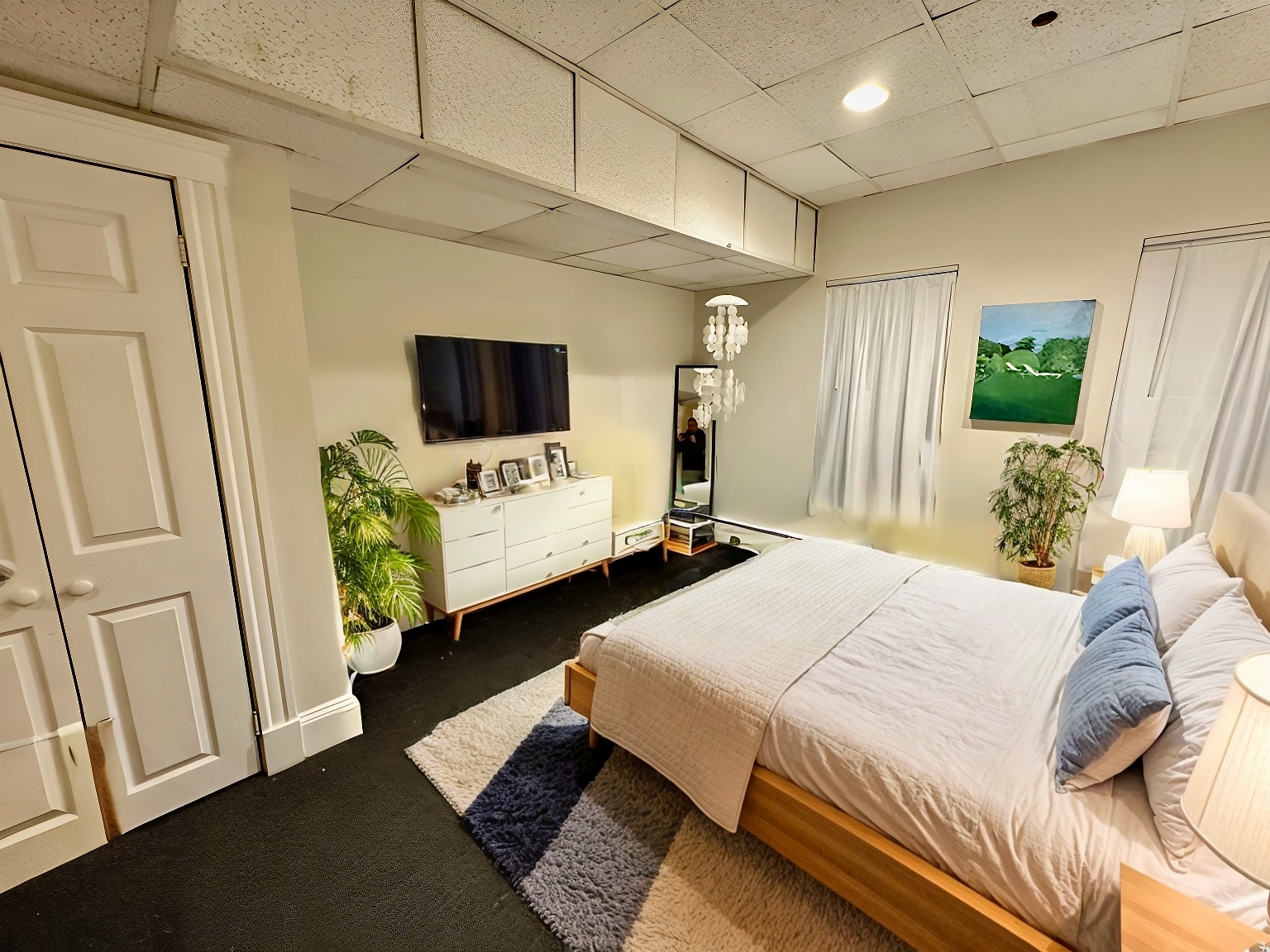 833 Beacon St, Fenway