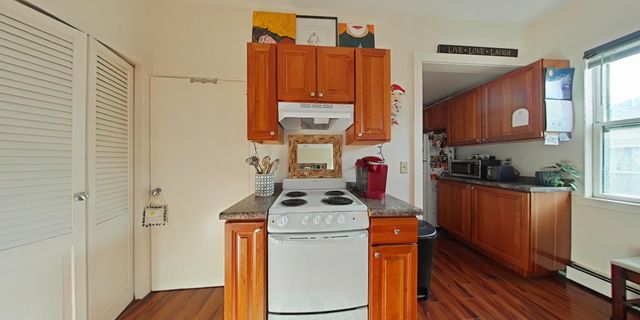 1026 Chestnut St, Newton Upper Falls