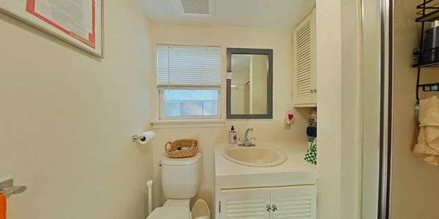 1026 Chestnut St, Newton Upper Falls