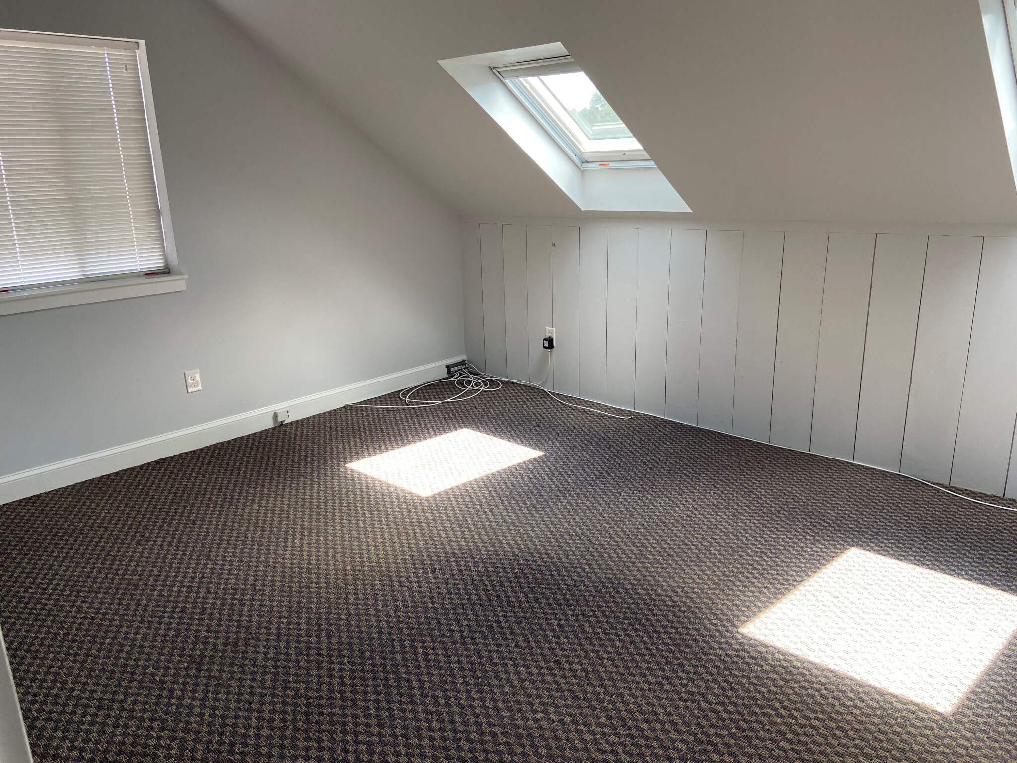 1383 Washington St, West Newton