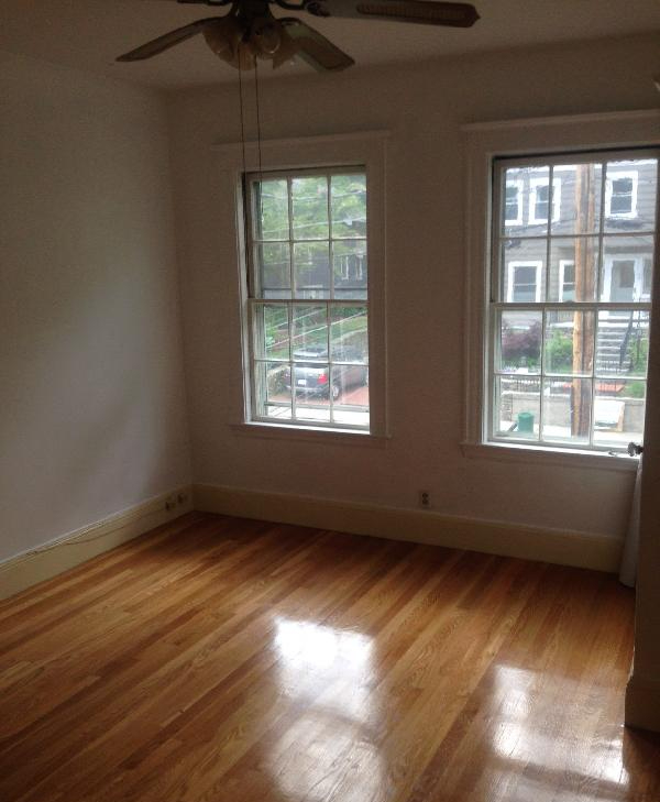 47 Algonquin Rd, Chestnut Hill