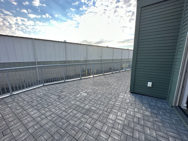 130 Cambridgepark Dr, North Cambridge