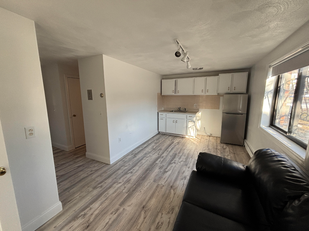 2192 Massachusetts Ave, North Cambridge