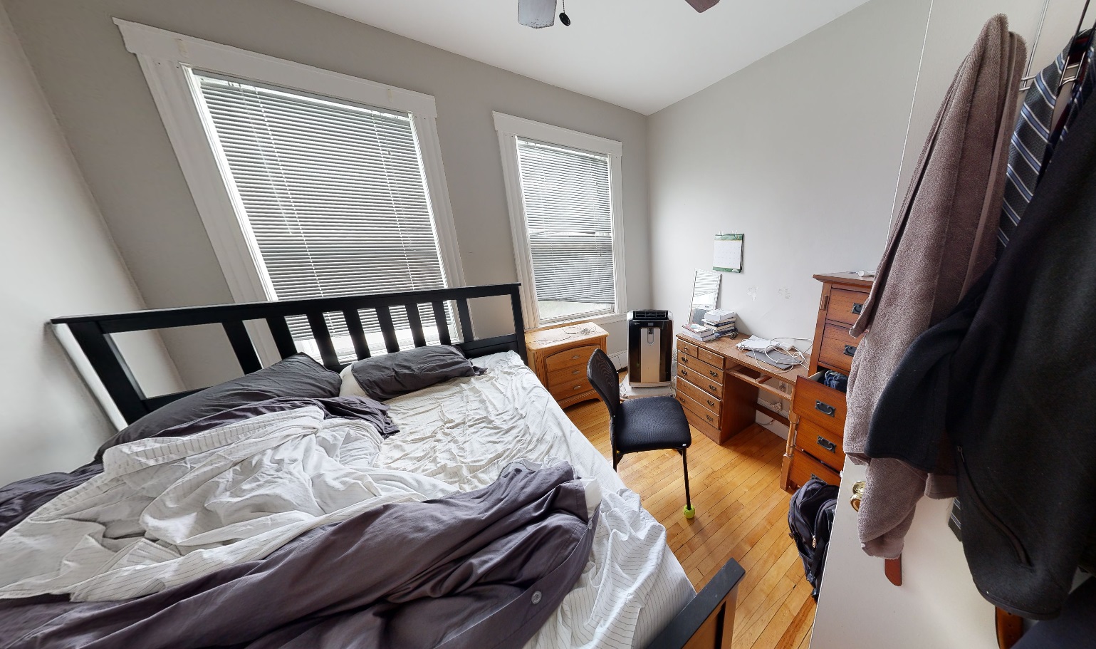 10 Pleasant St, Riverside