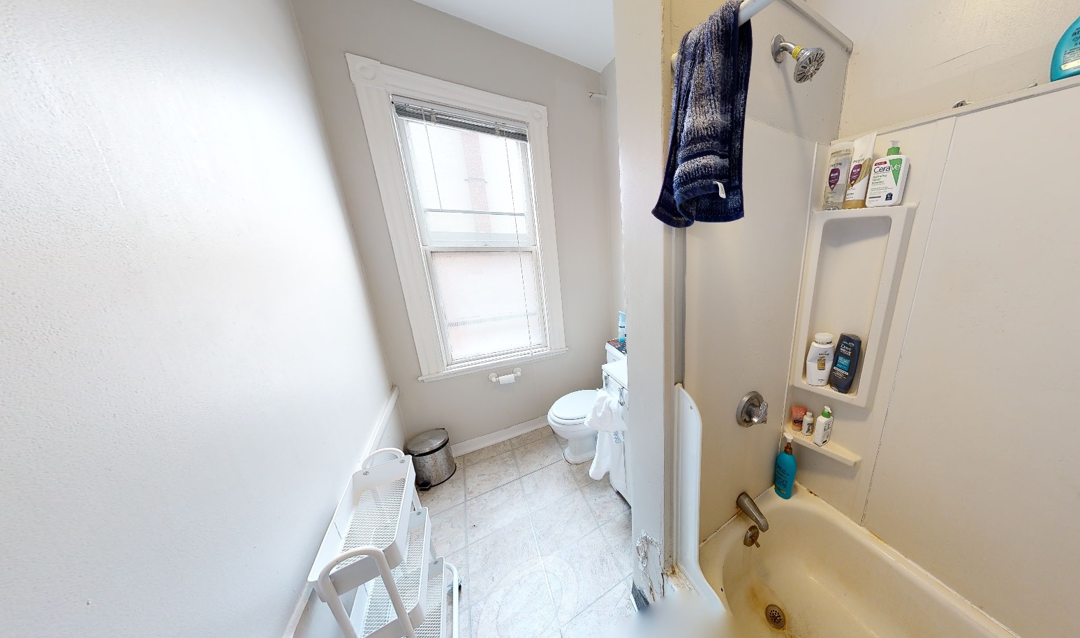 10 Pleasant St, Riverside