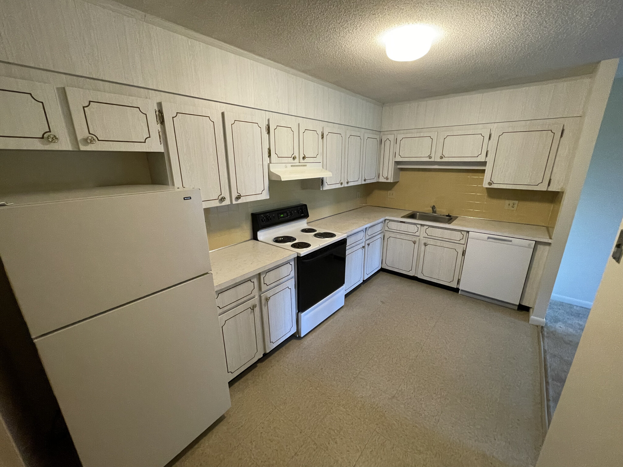 199 Lexington St, Auburndale