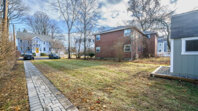 354 Waltham St, West Newton