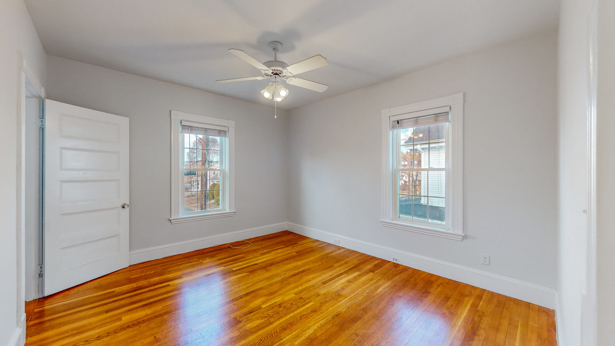 354 Waltham St, West Newton