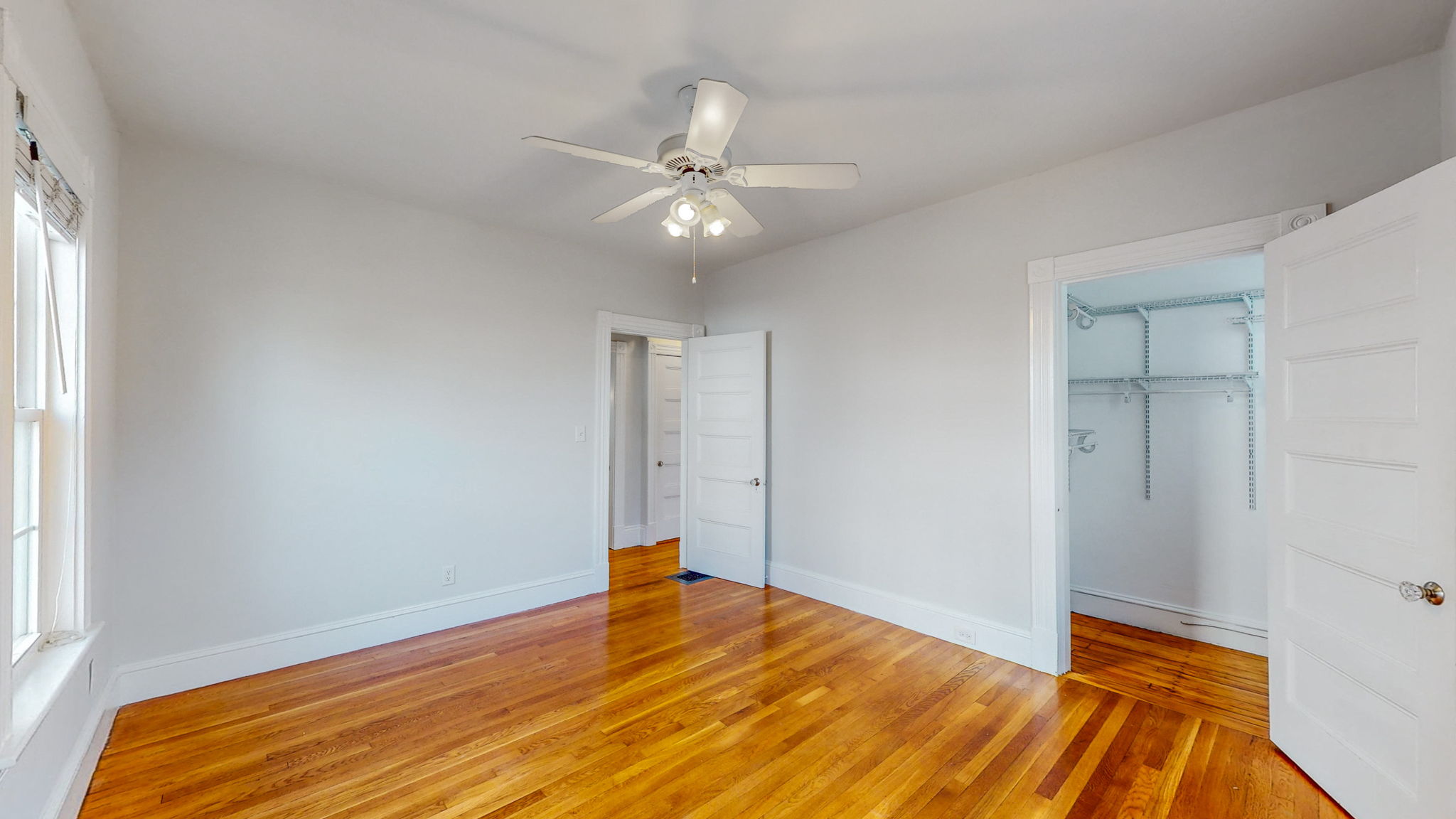 354 Waltham St, West Newton