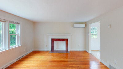 409 Dedham Ave, Needham