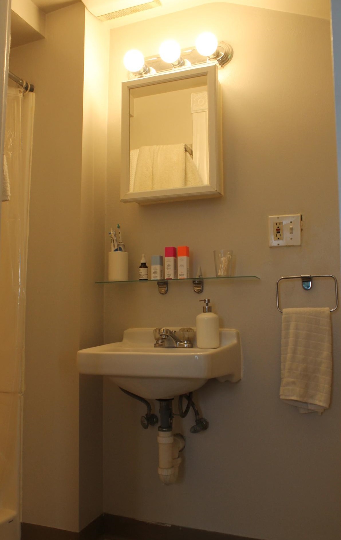 24 Portsmouth St, Wellington-Harrington