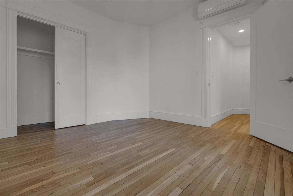 1082 Commonwealth Ave, Brighton