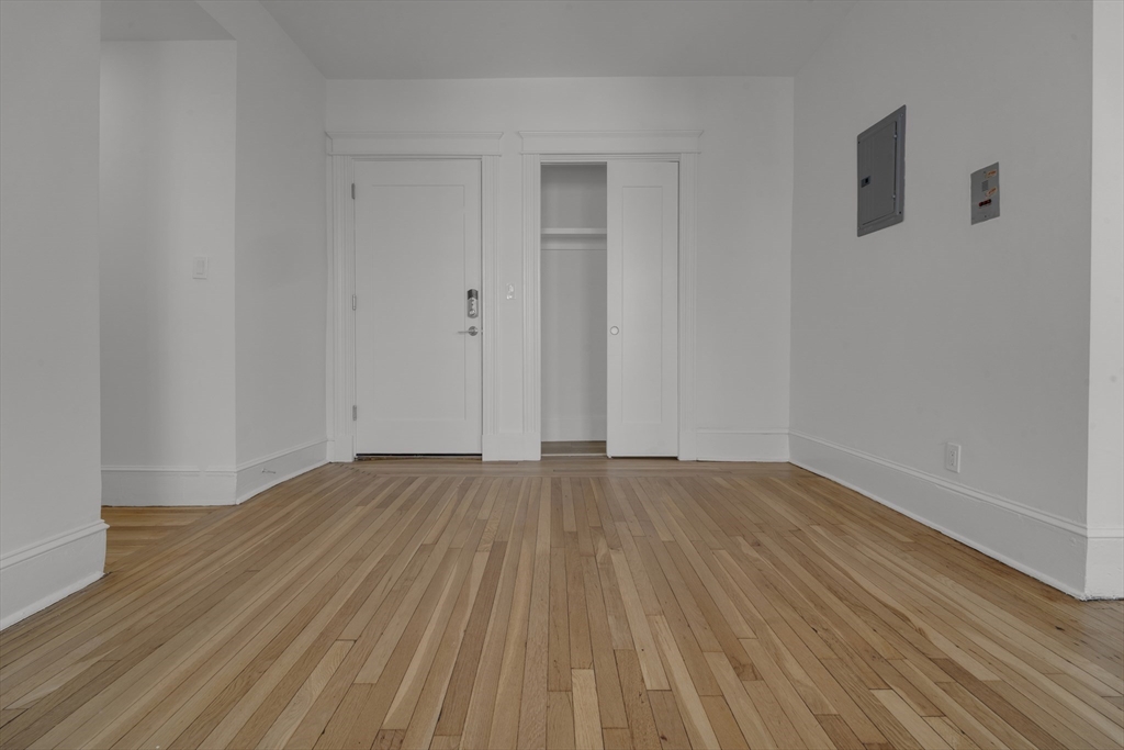 1082 Commonwealth Ave, Brighton