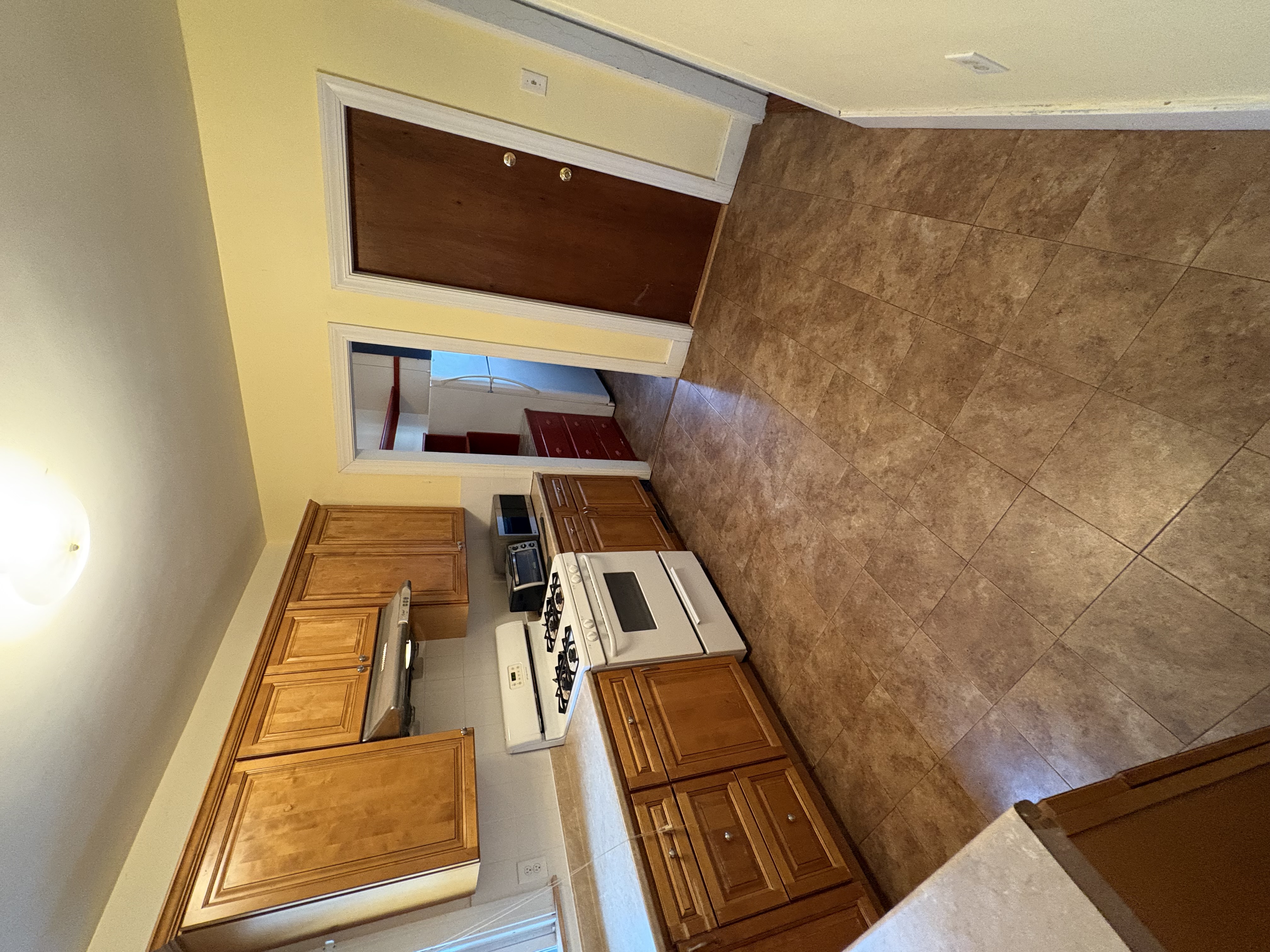 55 Newbern Ave, South Medford