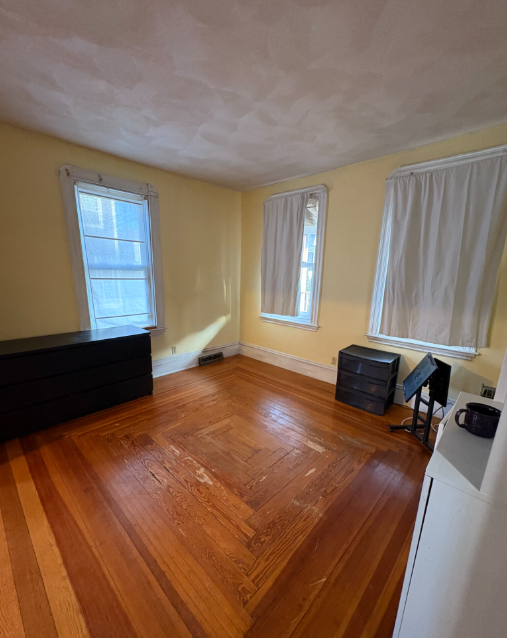 55 Newbern Ave, South Medford