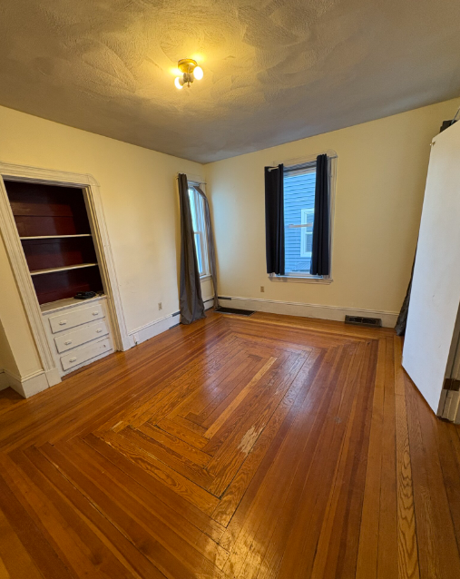 55 Newbern Ave, South Medford