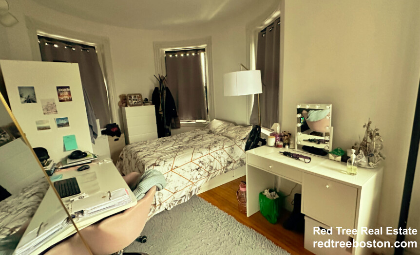 583 Beacon St, Back Bay