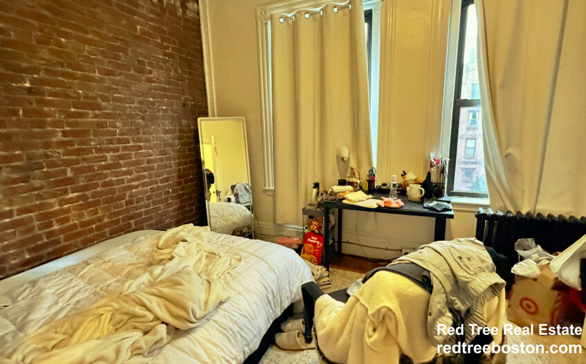 583 Beacon St, Back Bay