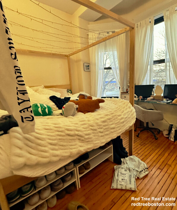 583 Beacon St, Back Bay