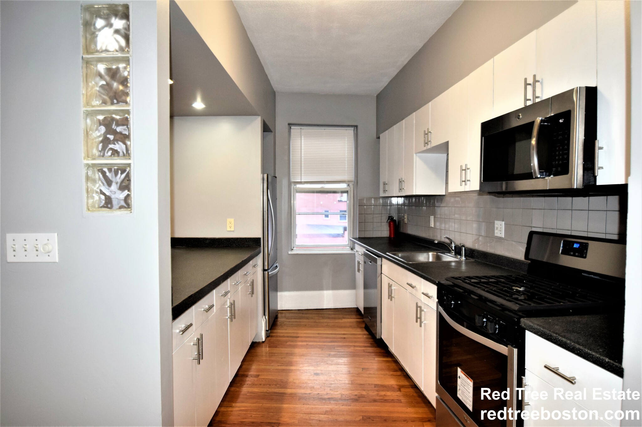 83 Glenville Ave, Brighton