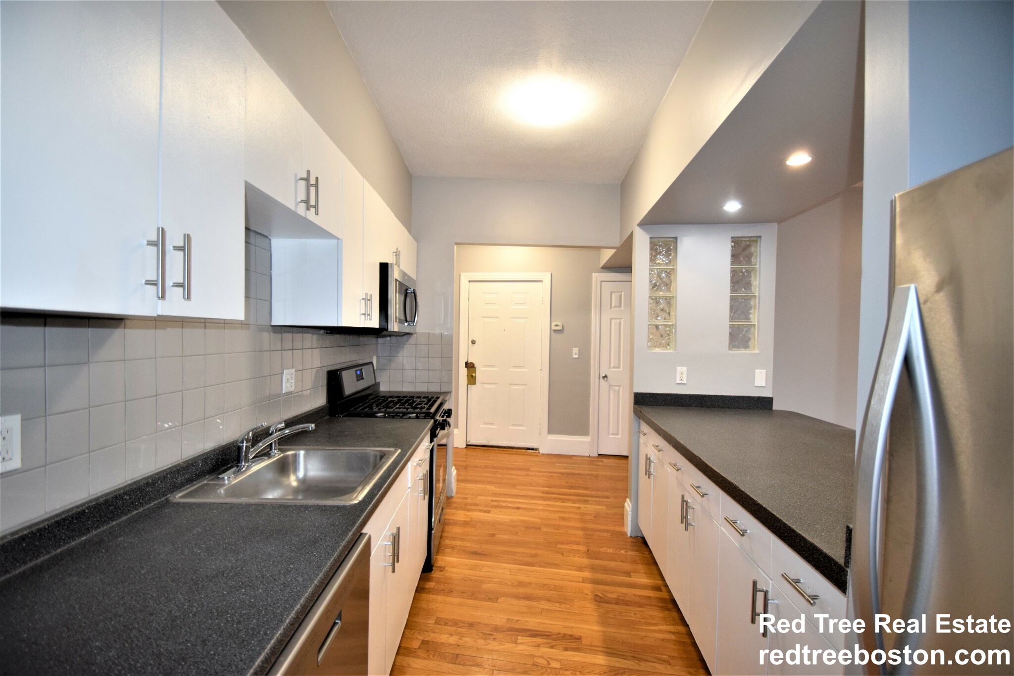 83 Glenville Ave, Brighton