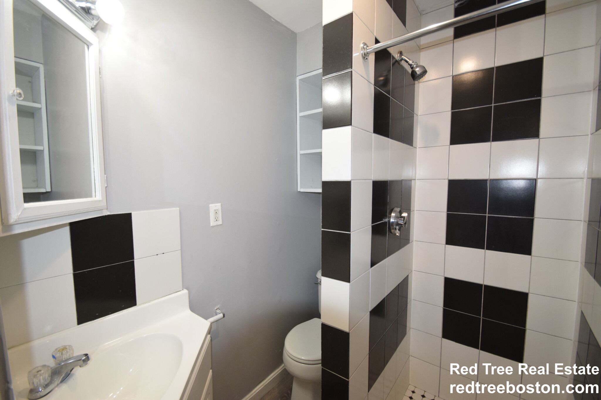 83 Glenville Ave, Brighton