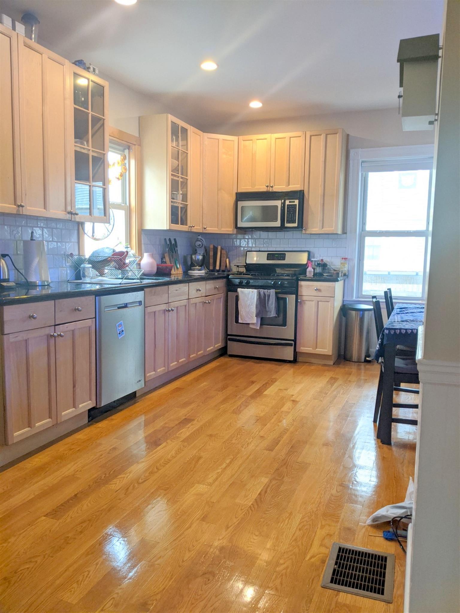 57 Josephine Ave, Powder House Square