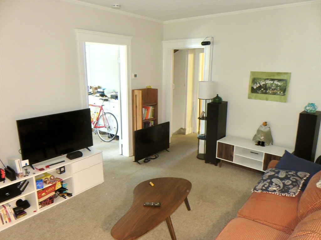 2 bed, 1 bath apartment for rent at 43 Rich St Unit 1, Banks Square — photo 2 of 5