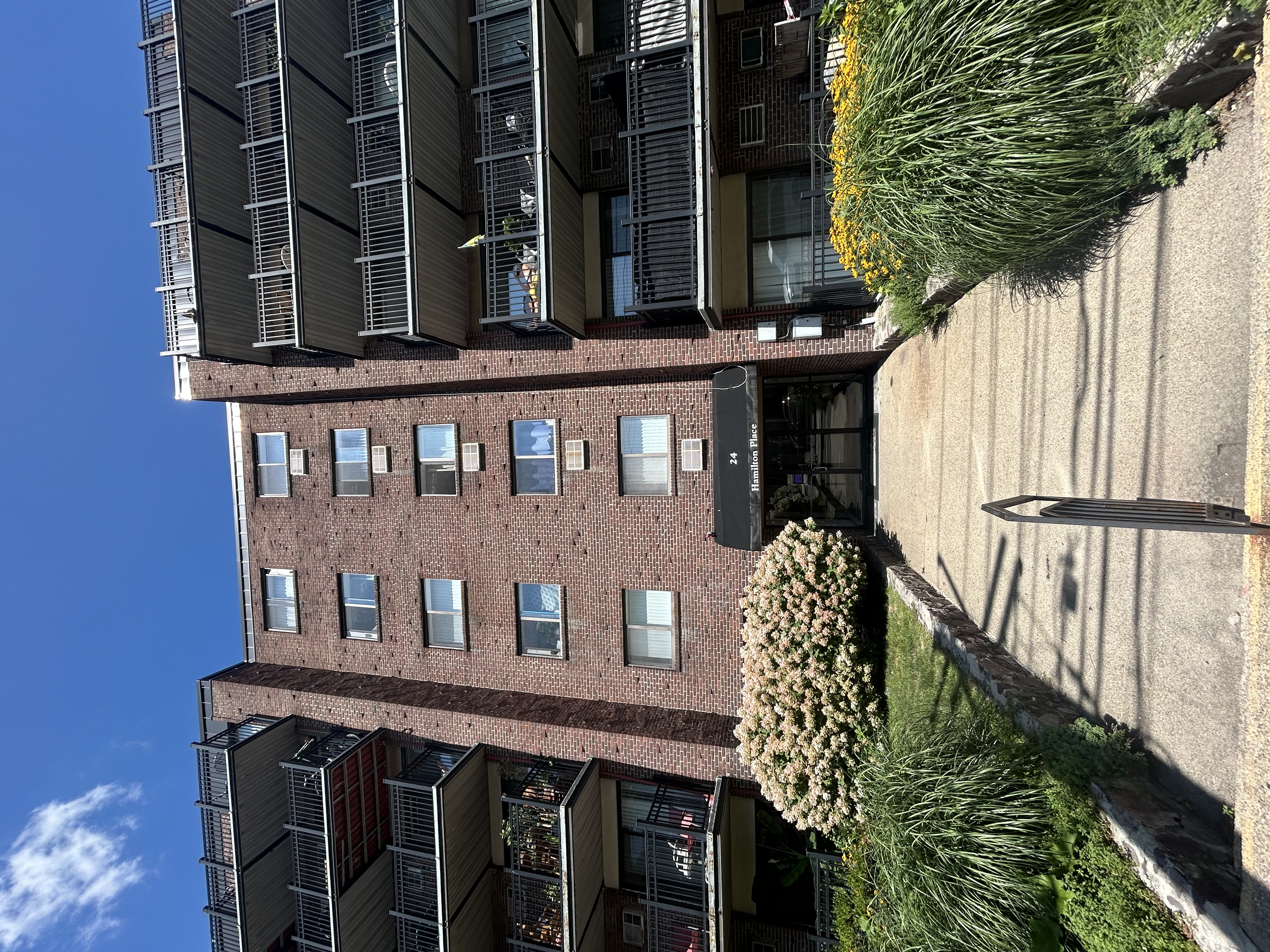 Studio bed, 1 bath apartment for rent at 24 Whites Ave Unit 45, Watertown — photo 1 of 17