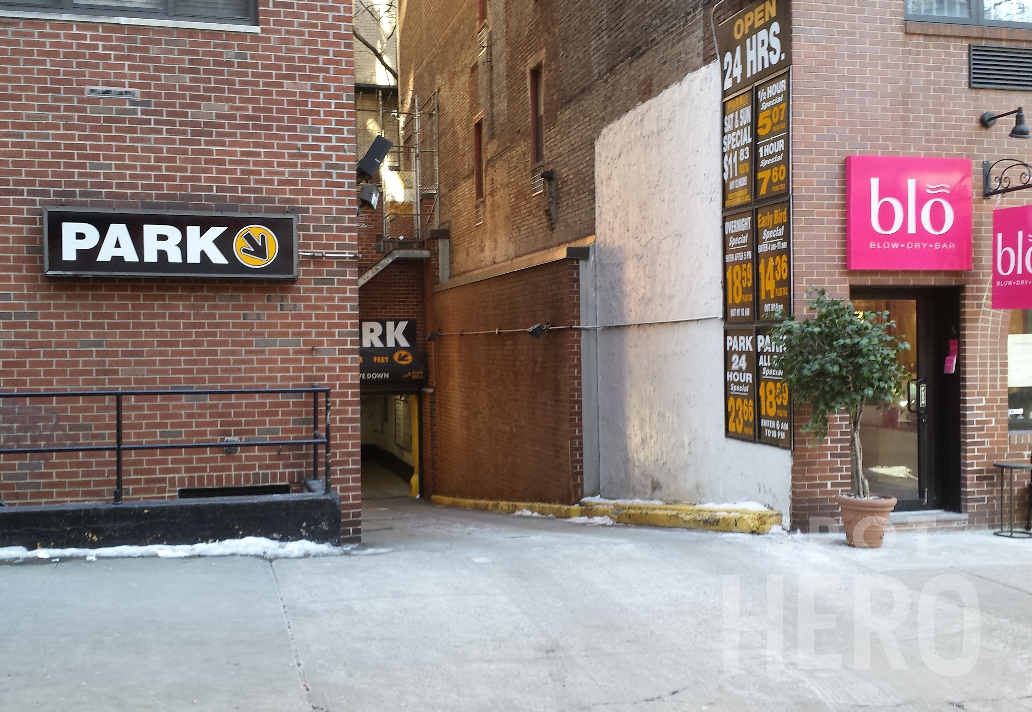 Photo of 301 E 64th St. - Valet