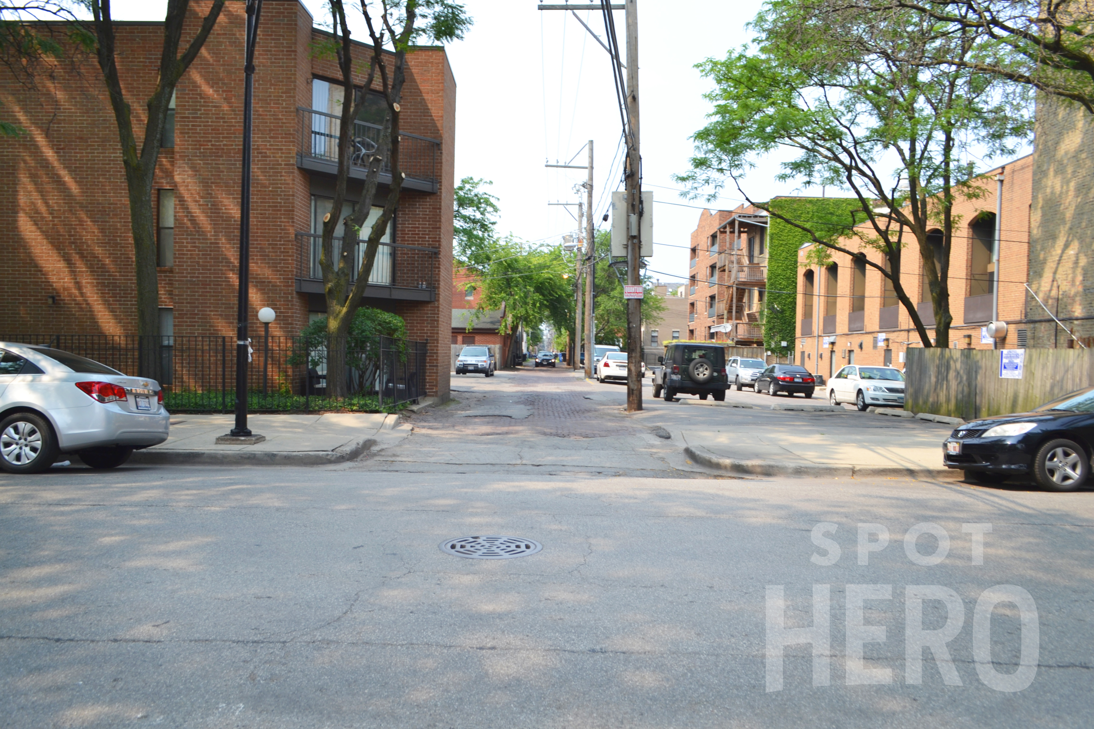 Photo of 812 W Willow St. (1802 N Halsted St.) -Spots A,B,C,D,E