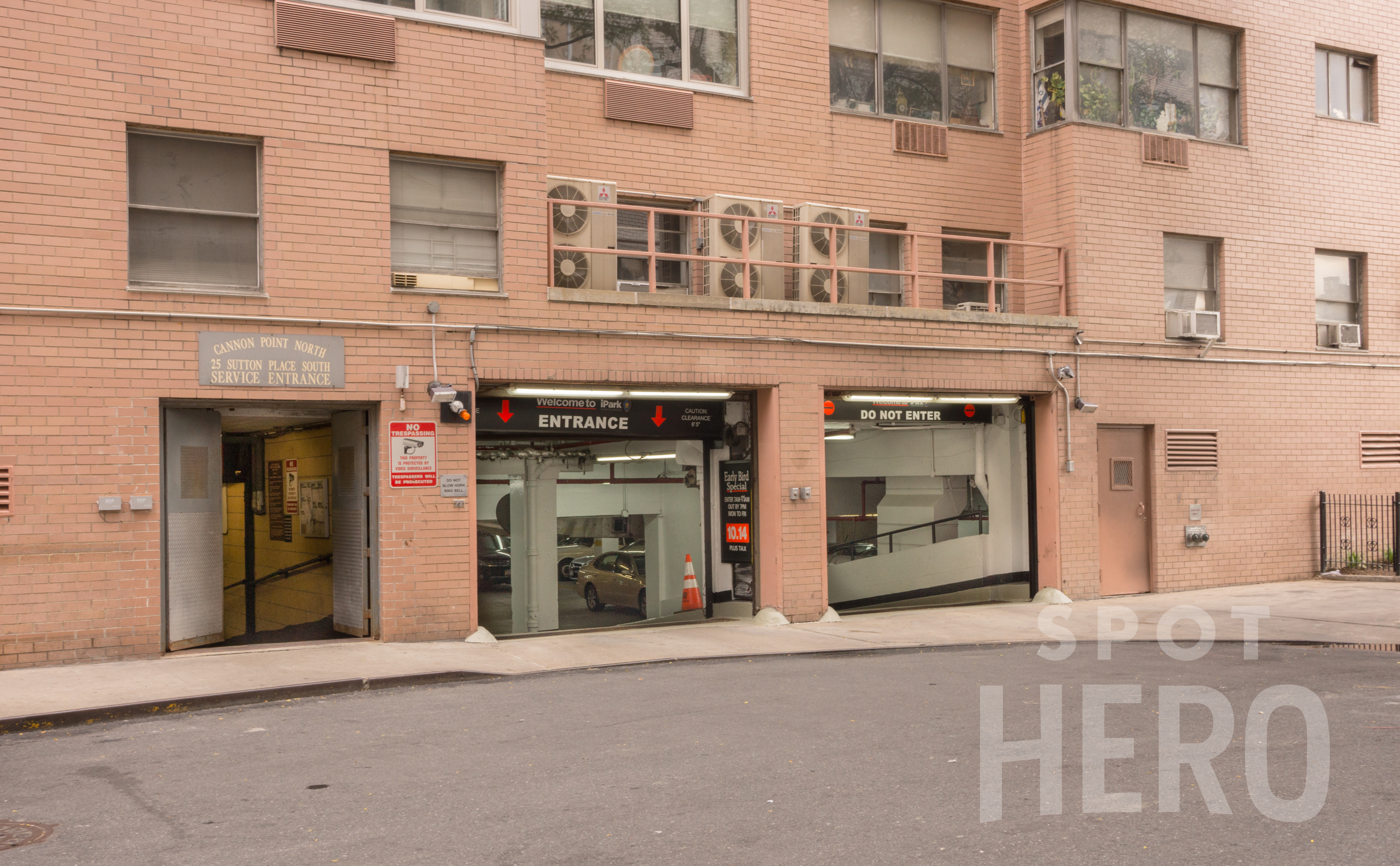 Photo of 505 E 55th St. - Valet