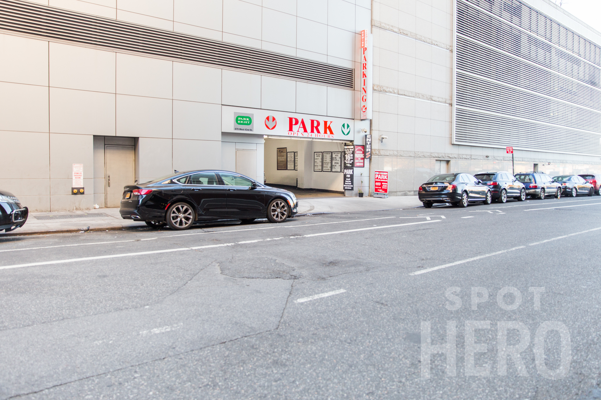 Photo of 670 W 43rd St. - Valet