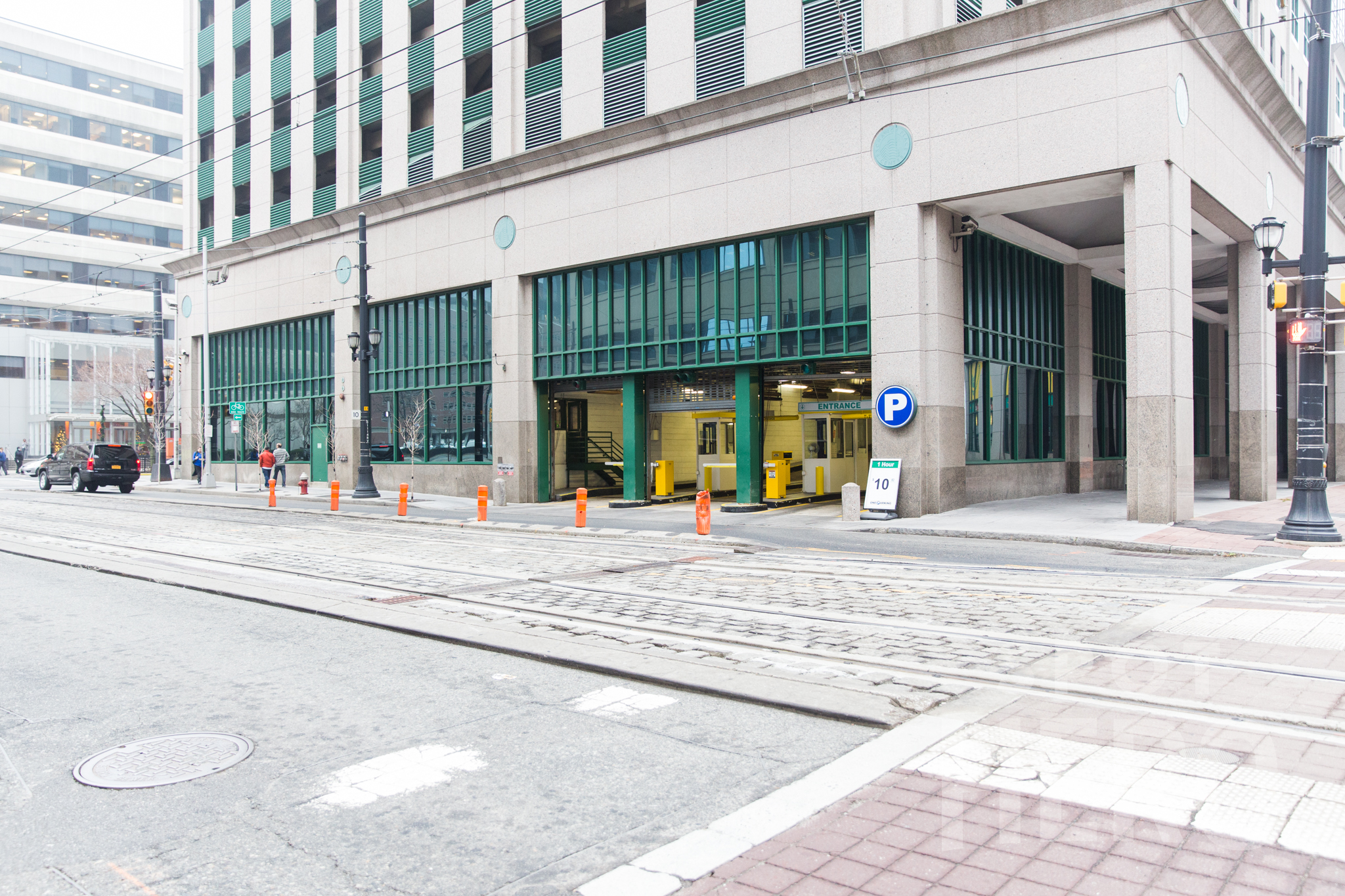 Photo of 10 Exchange Pl - Garage