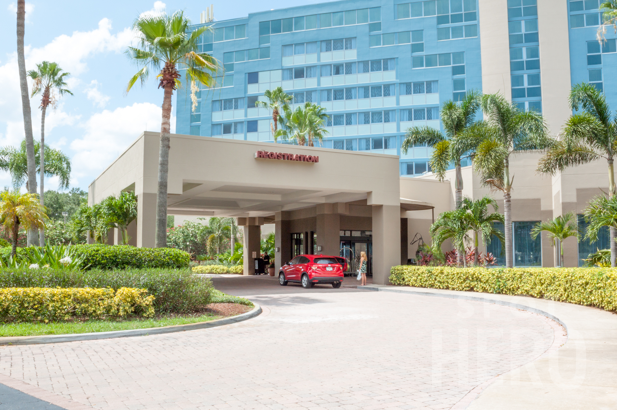 Photo of Renaissance Orlando Airport Hotel - Uncovered Self Park