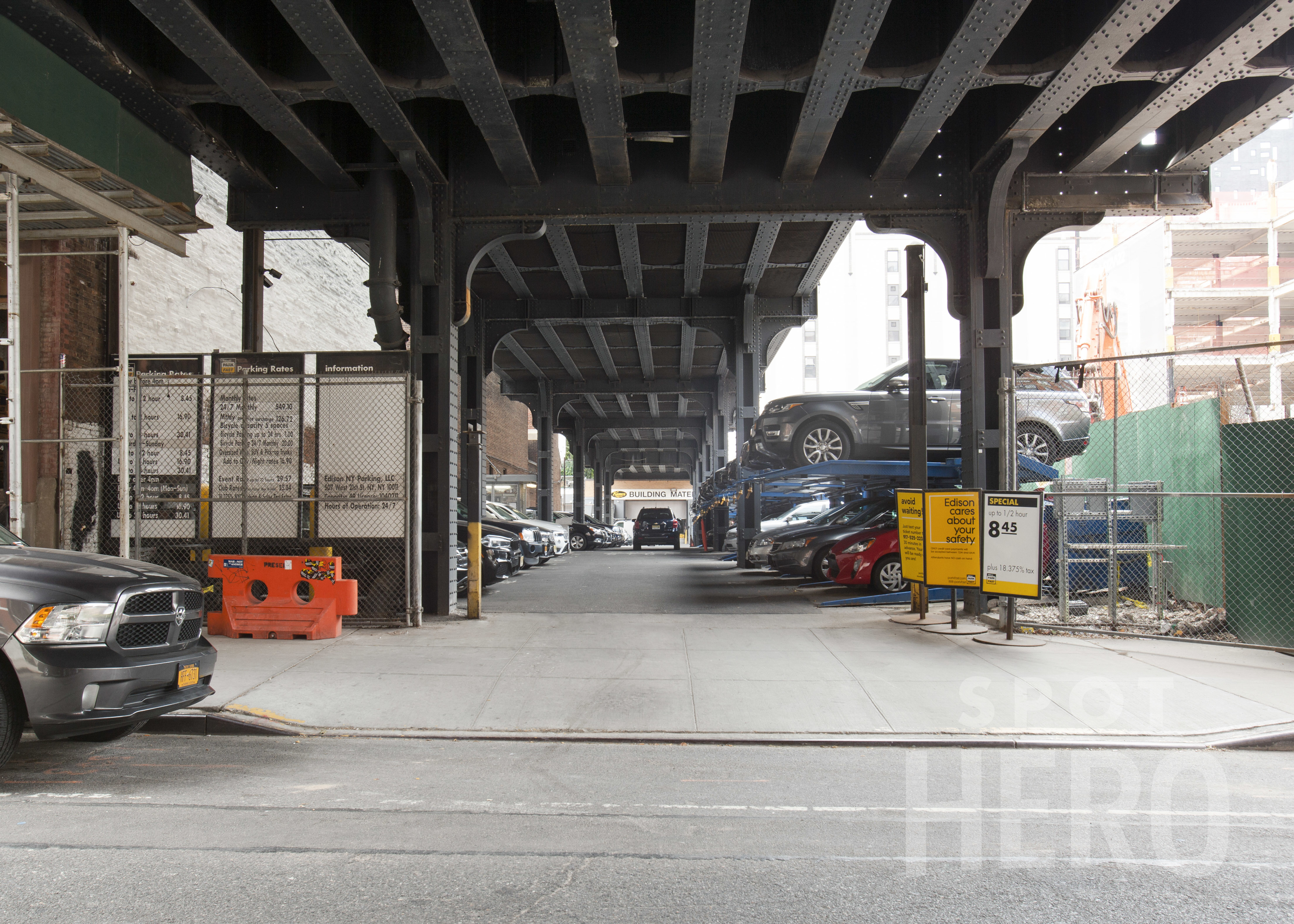 Photo of 507 W 21st St. - Valet Lot