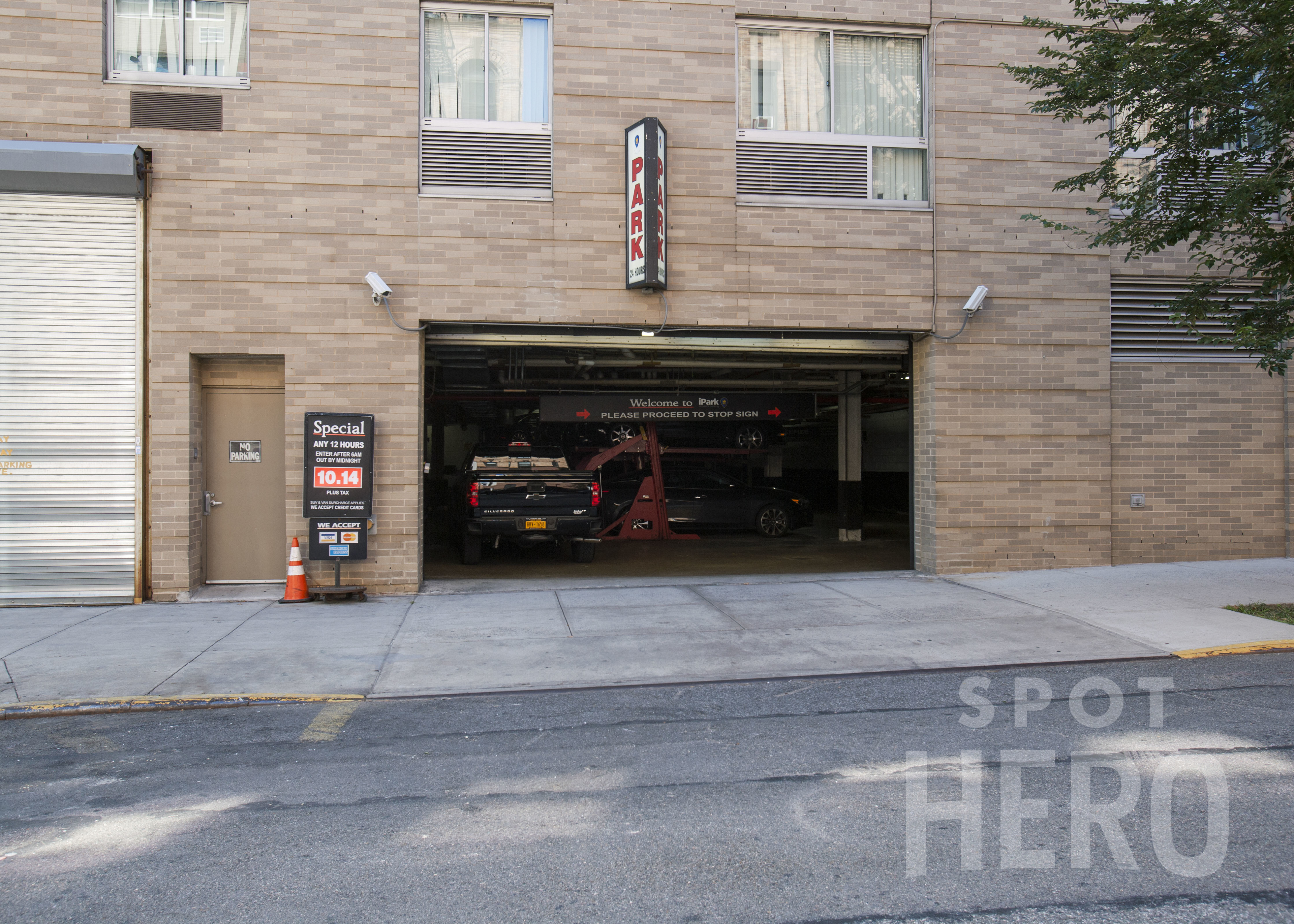 Photo of 320 W 146th St. - Valet Garage