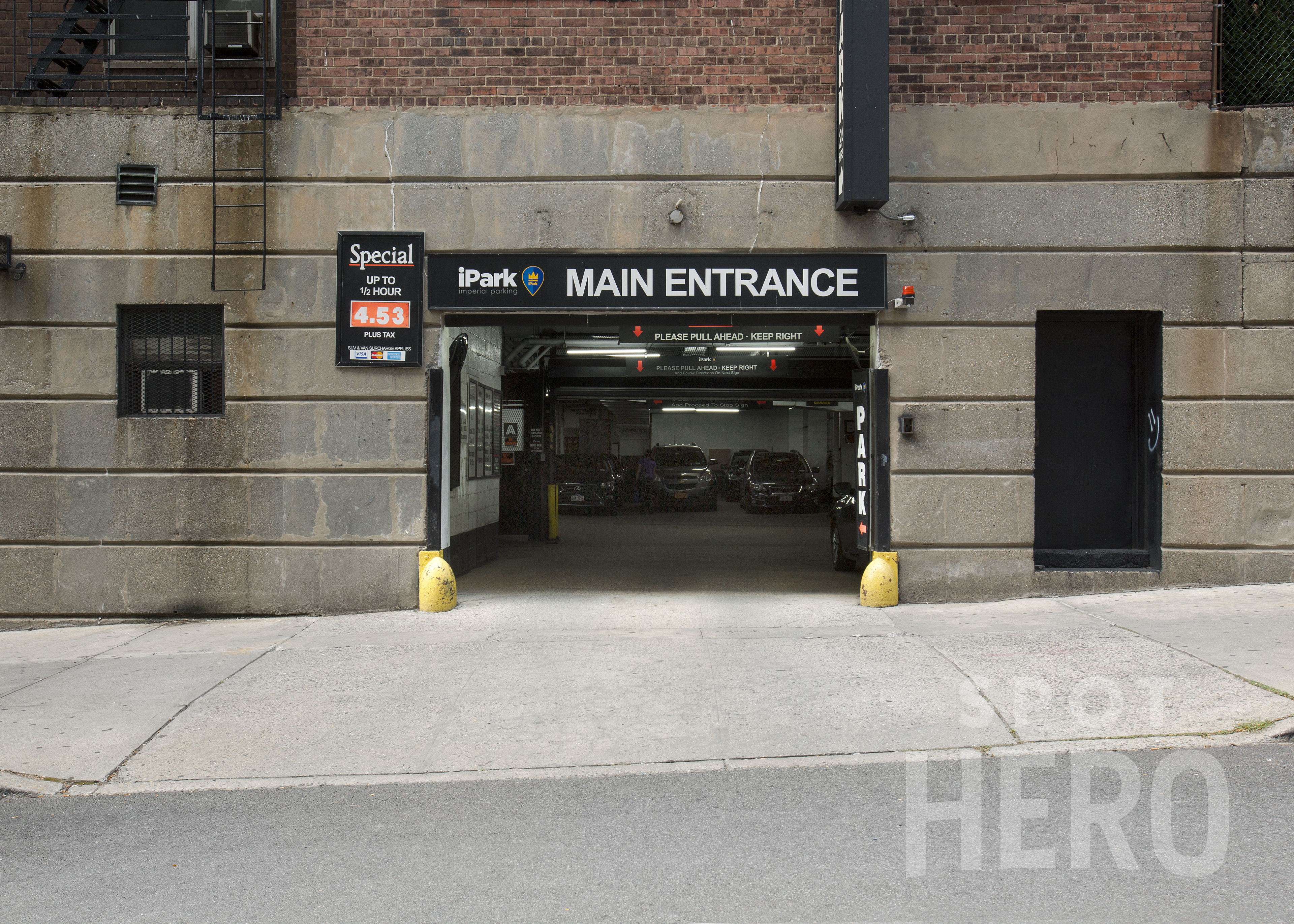 Photo of 771 Concourse Village W - Valet Garage