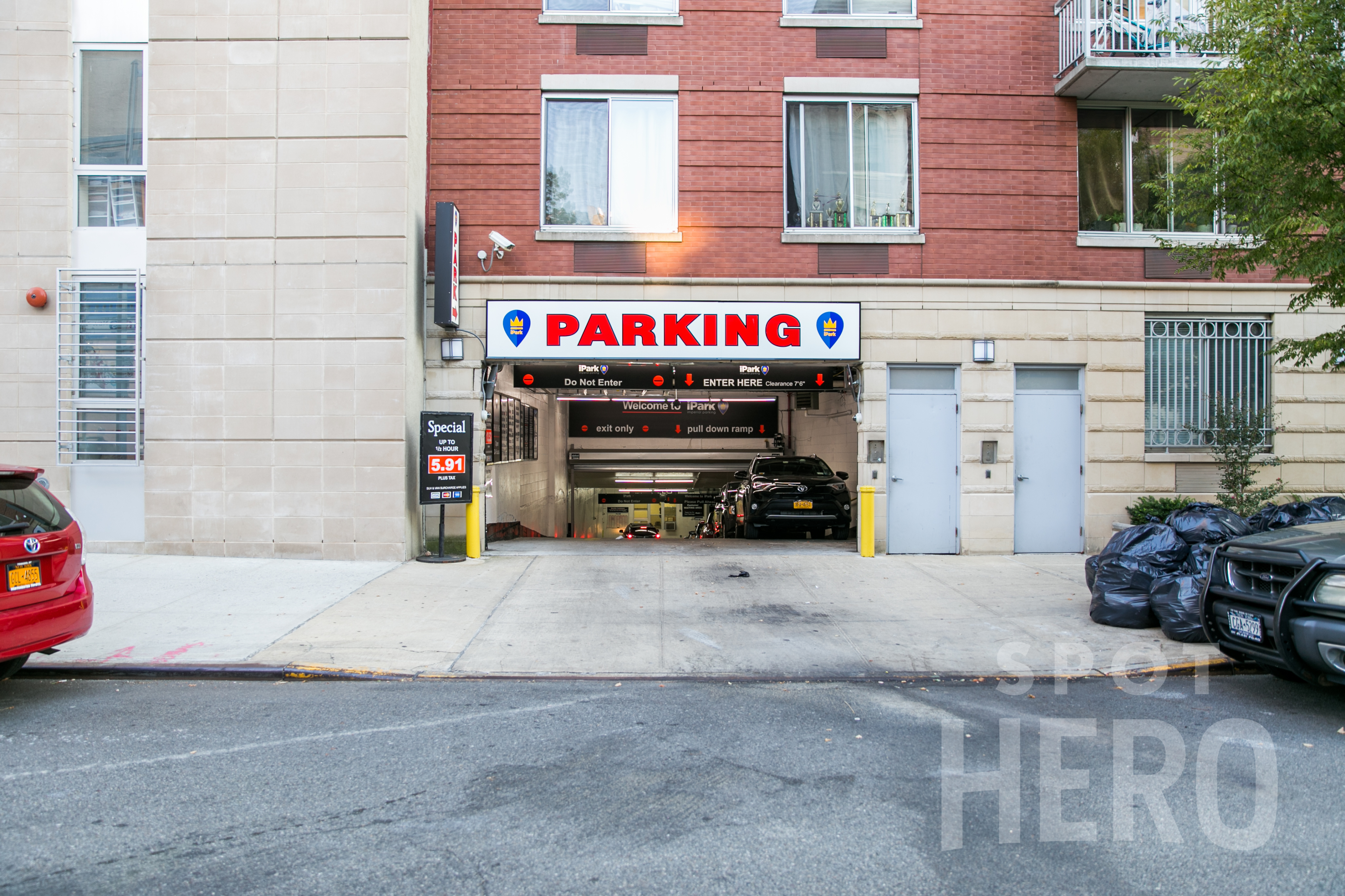 Photo of 314 W 120th St. - Valet Garage