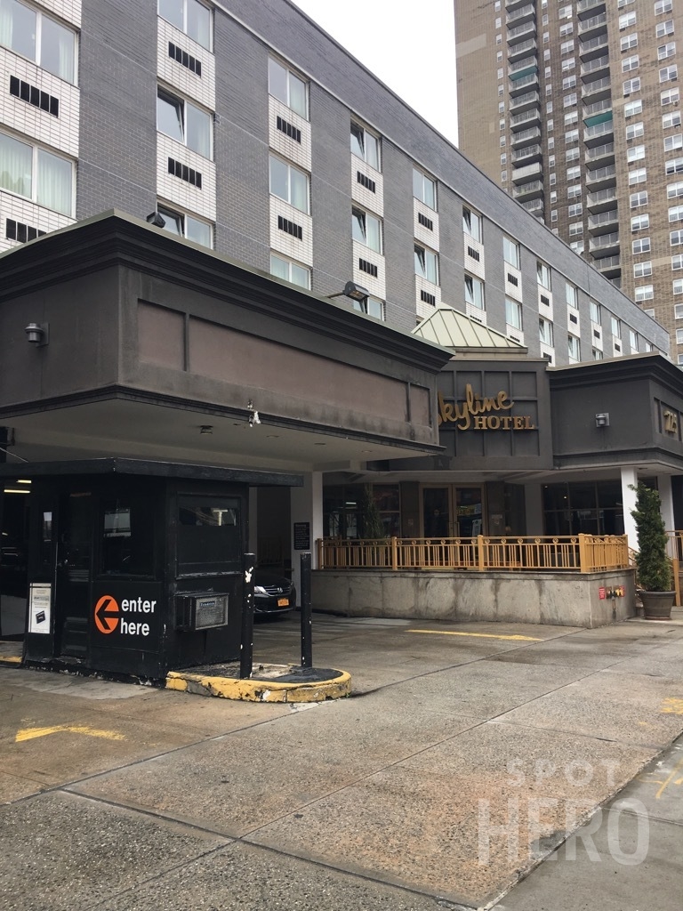 Photo of 721 10th Ave. - Valet Garage