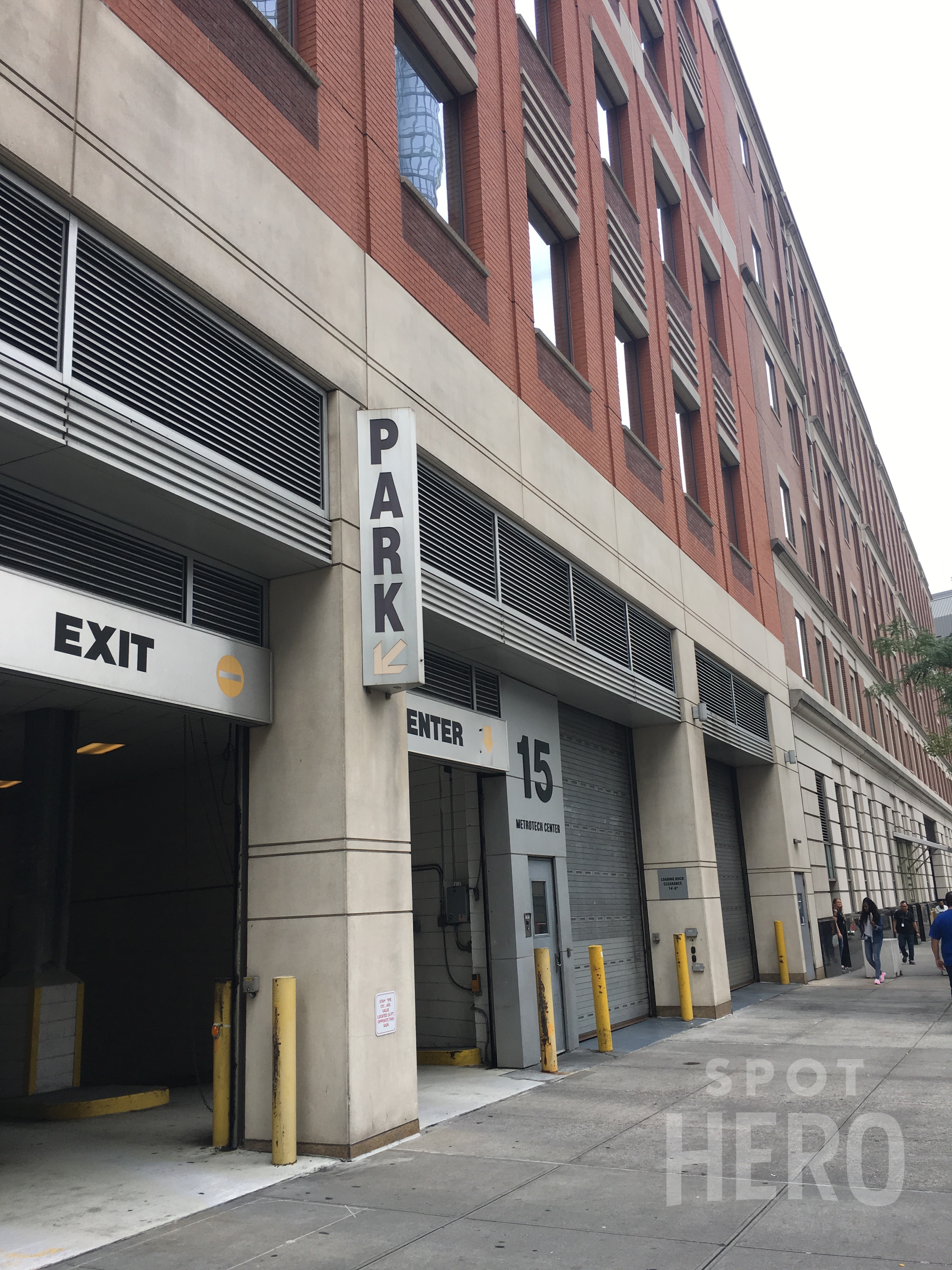 Photo of 137 Duffield St - 15 MetroTech Valet Garage