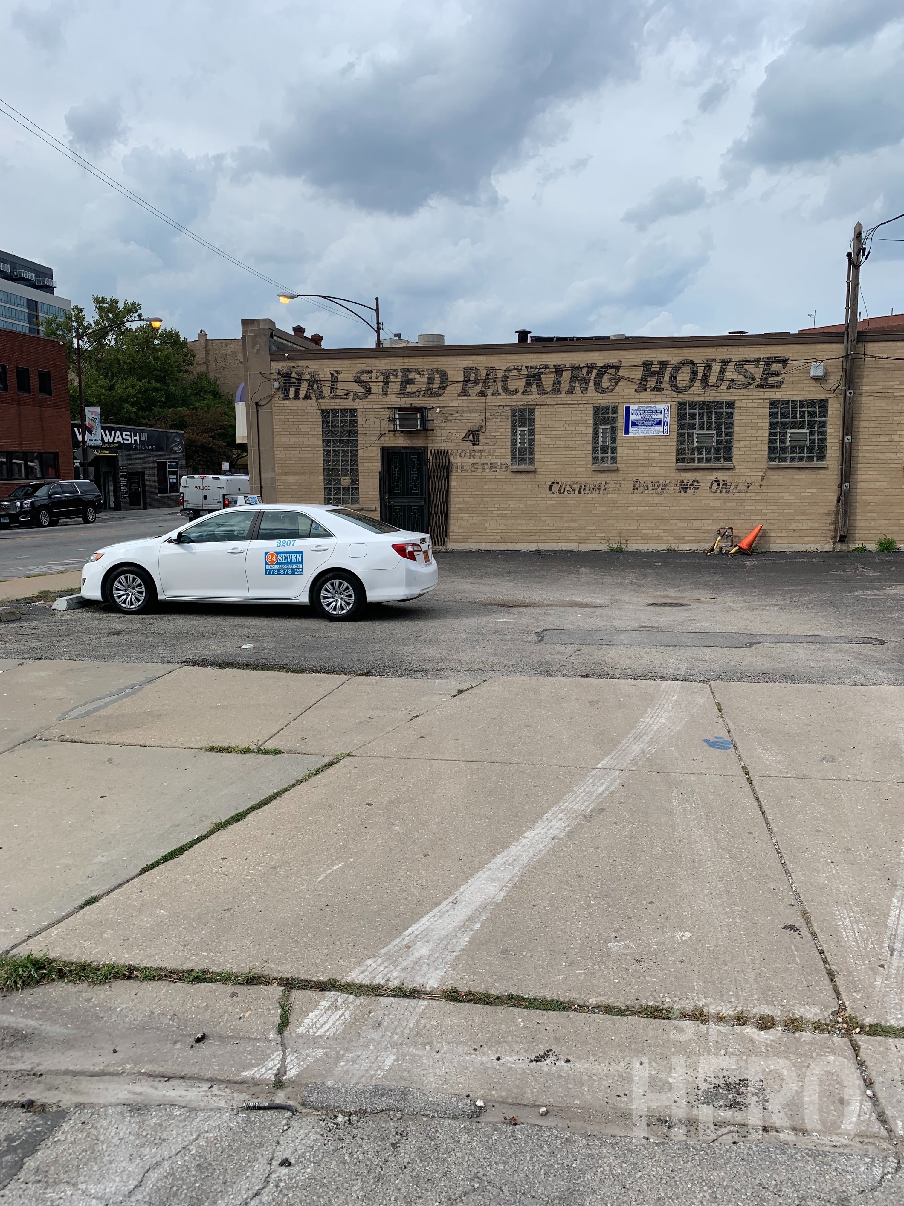 Photo of 445 N Halsted St.