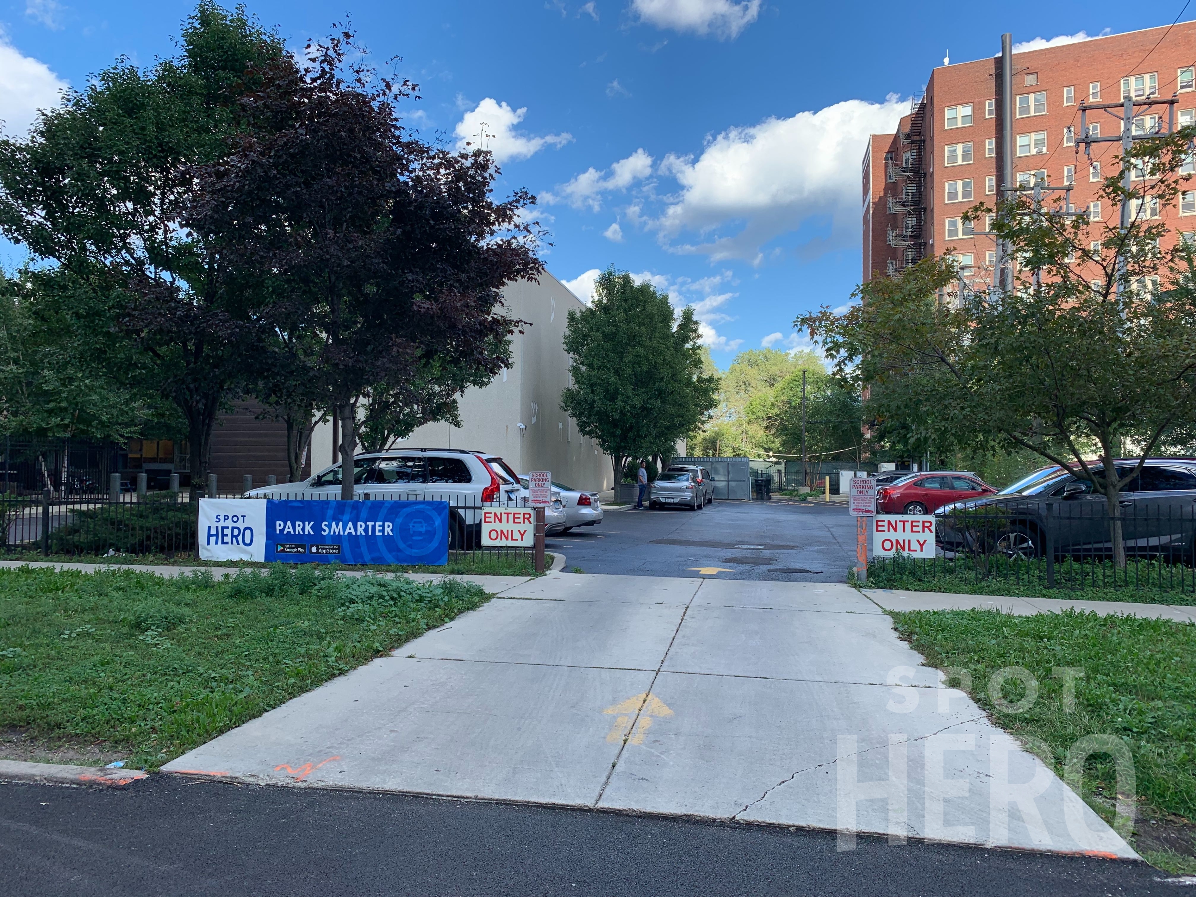 Photo of 5235 S Cornell Ave. - Spots #6-#17
