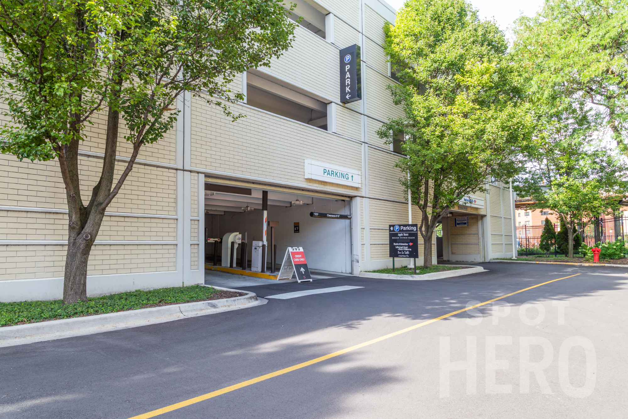 Photo of 755 W North Ave. - Lincoln Park Centre
