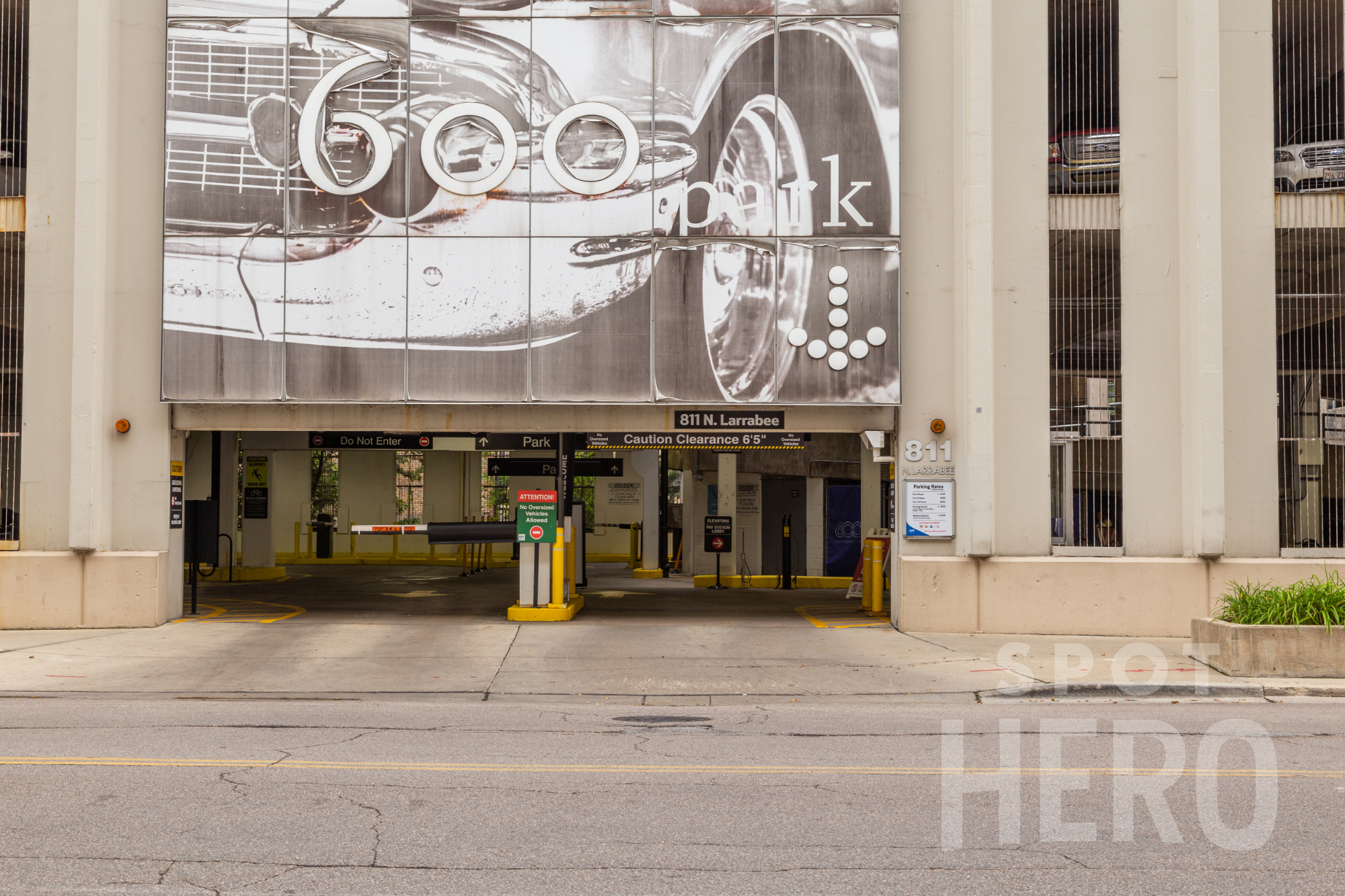 Photo of 811 N Larrabee St. - 600 Park Garage