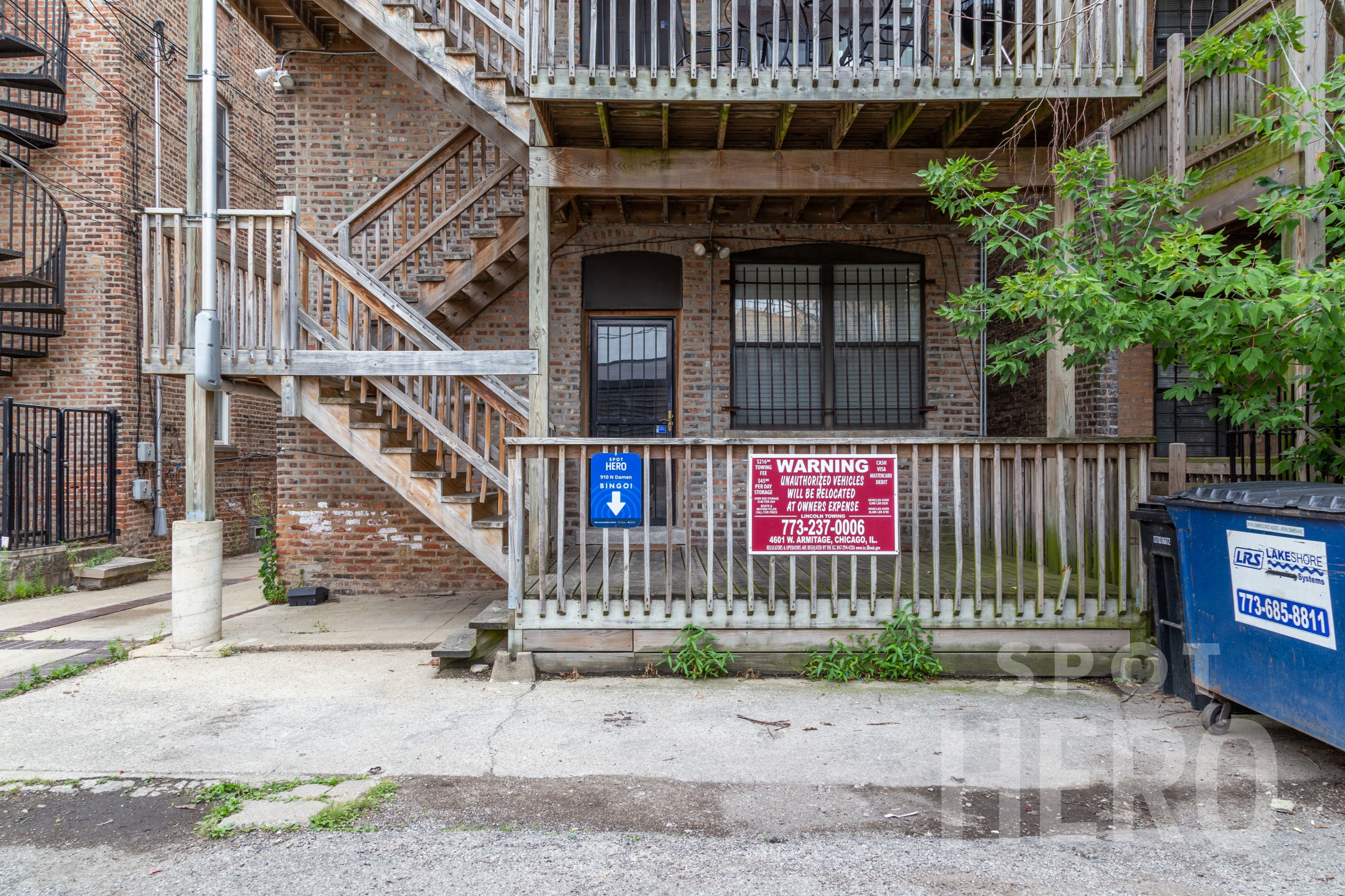 Photo of 910 N Damen Avenue
