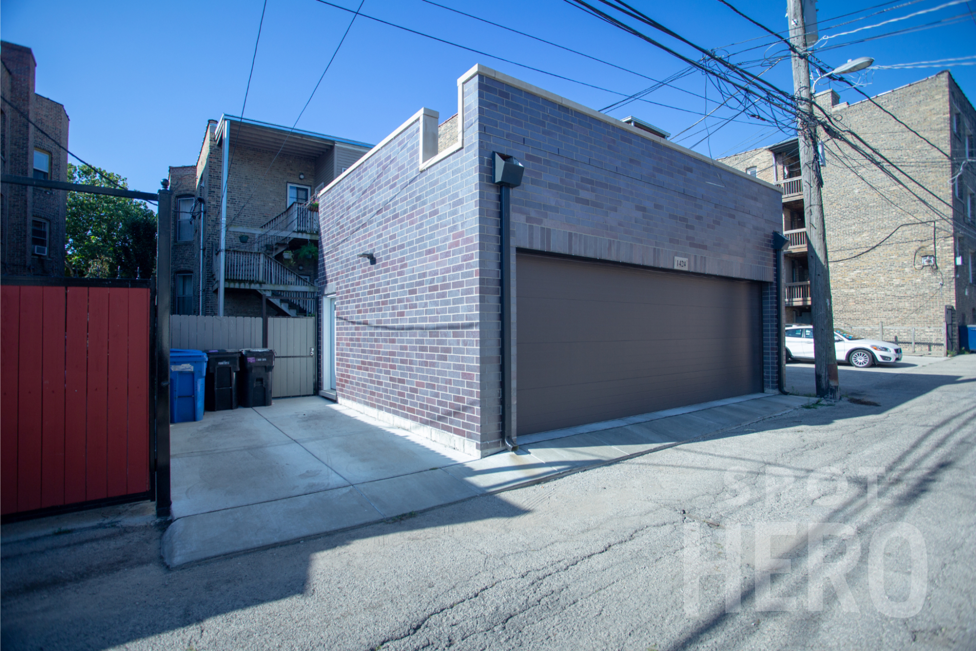 Photo of 1424 W Farragut Ave.