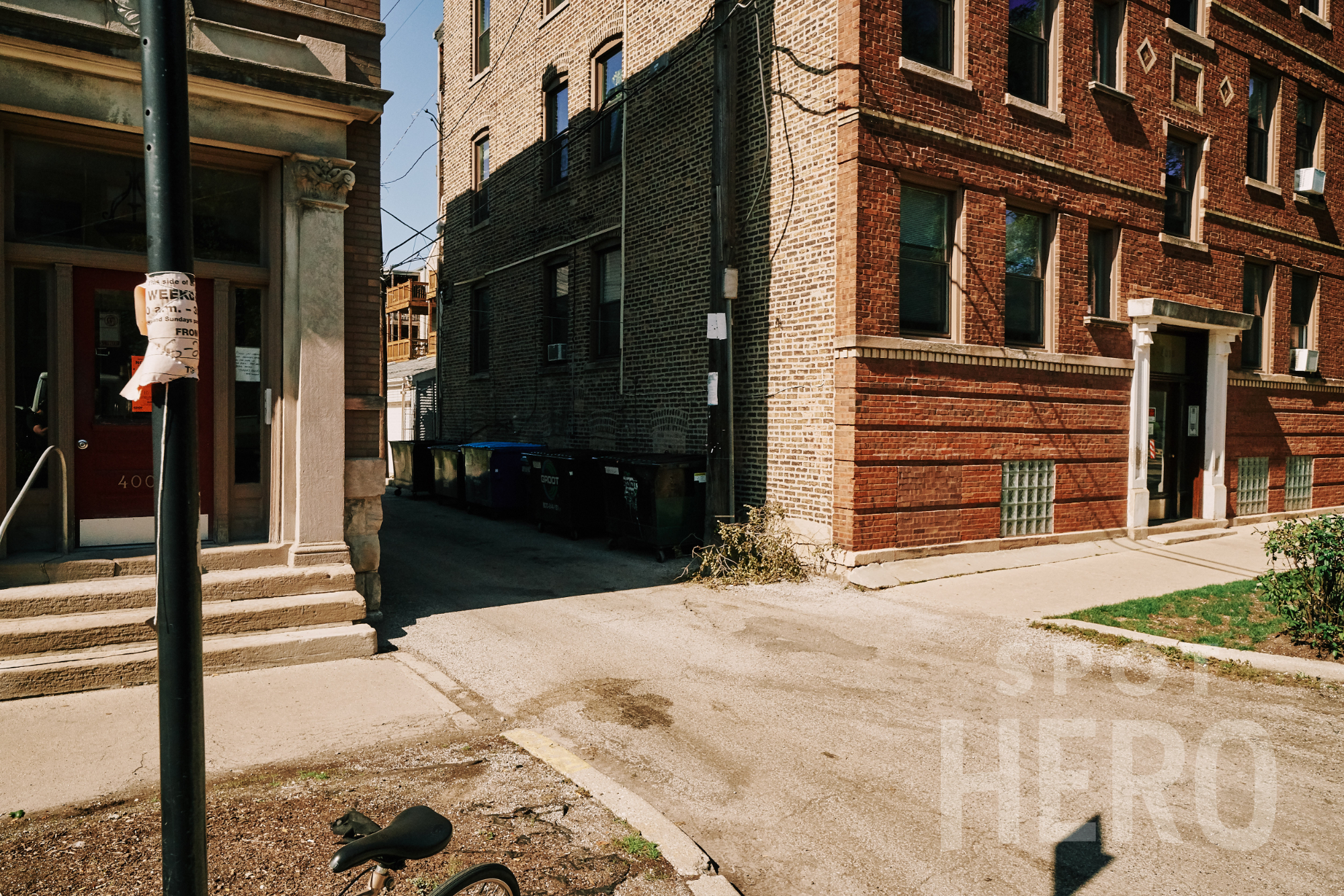 Photo of 1441 W Cuyler Ave. - Right Spot