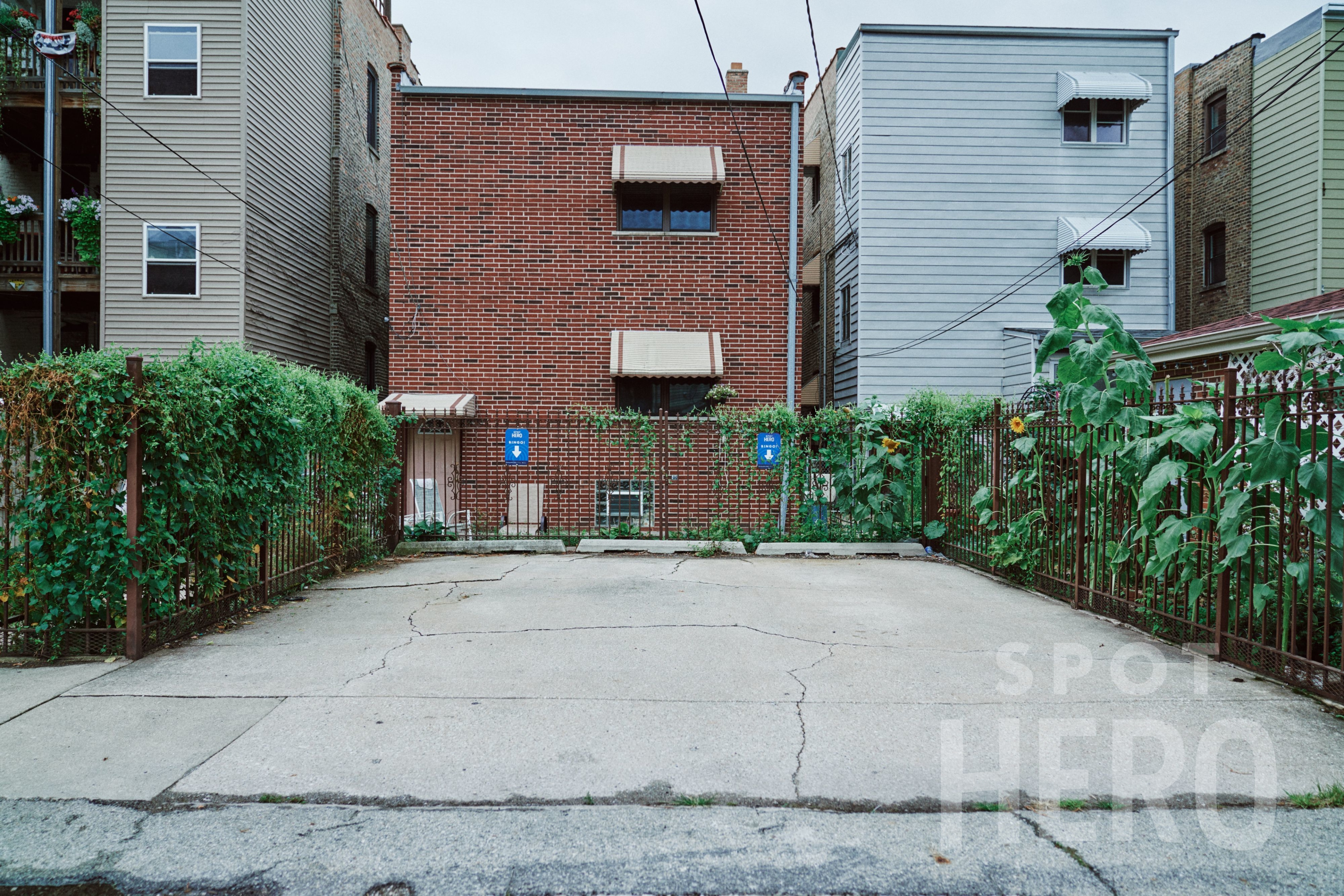 Photo of 3731 N Magnolia Ave
