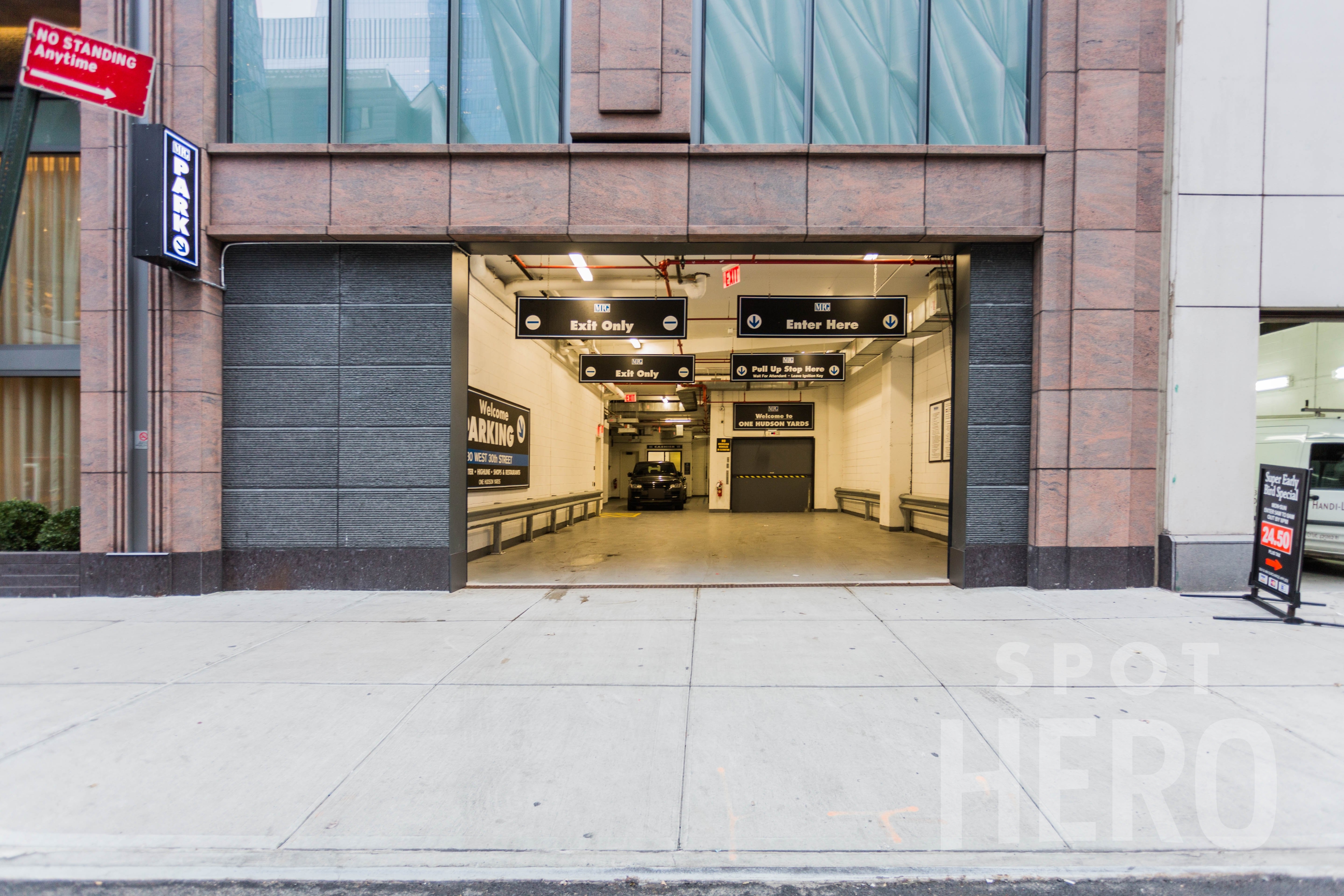 Photo of 530 W 30th St. - MP 30 Yards Garage